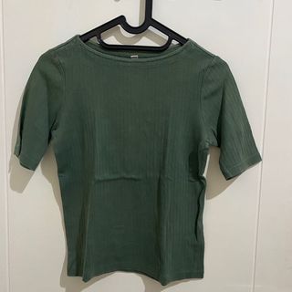 Uniqlo green ribbed top