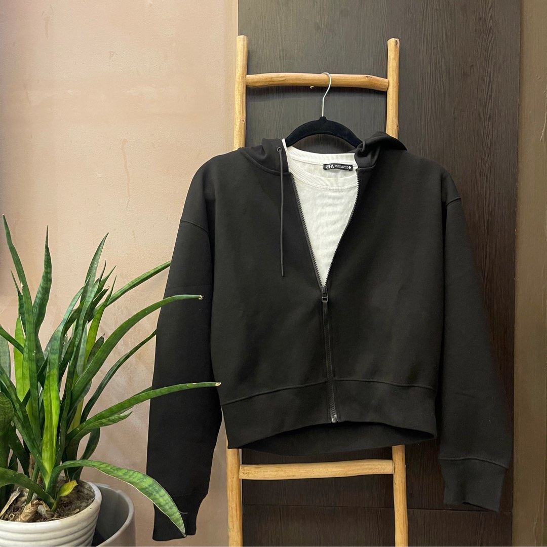 Uniqlo Utility Jacket w Hood, Women's Fashion, Coats, Jackets and