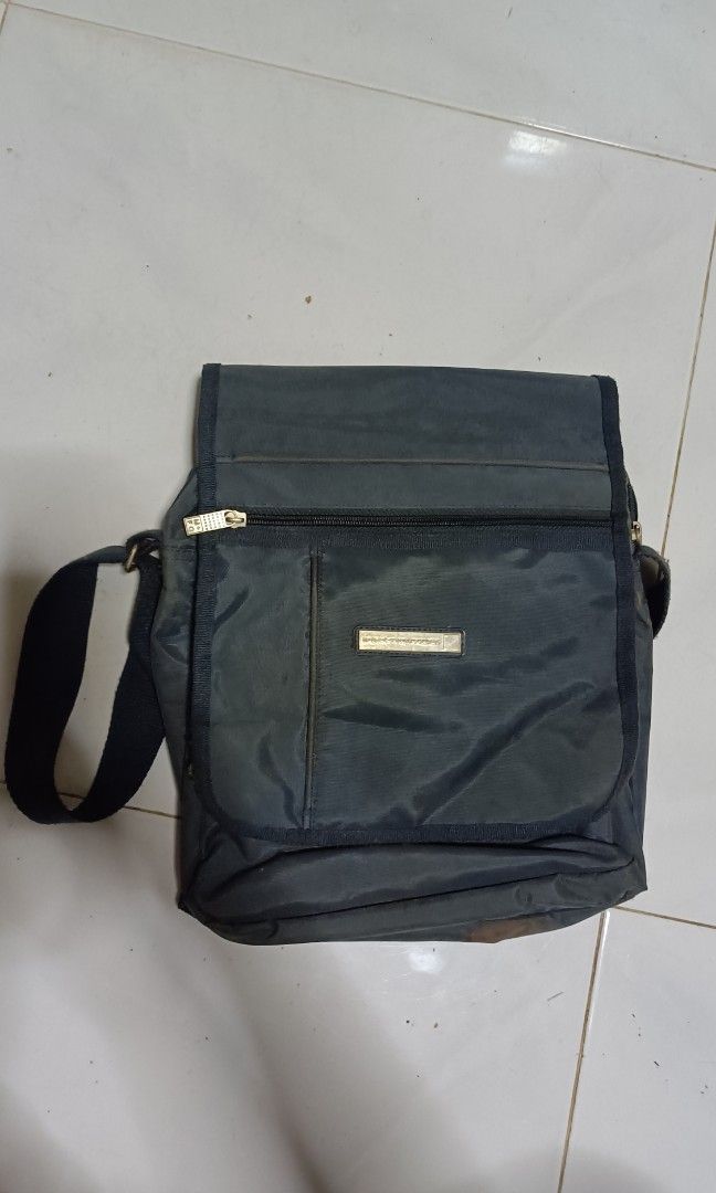 Girbaud sling bag outlet