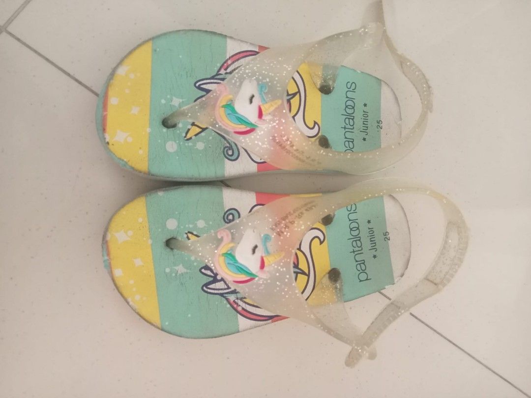 Girls beach sandals outlet