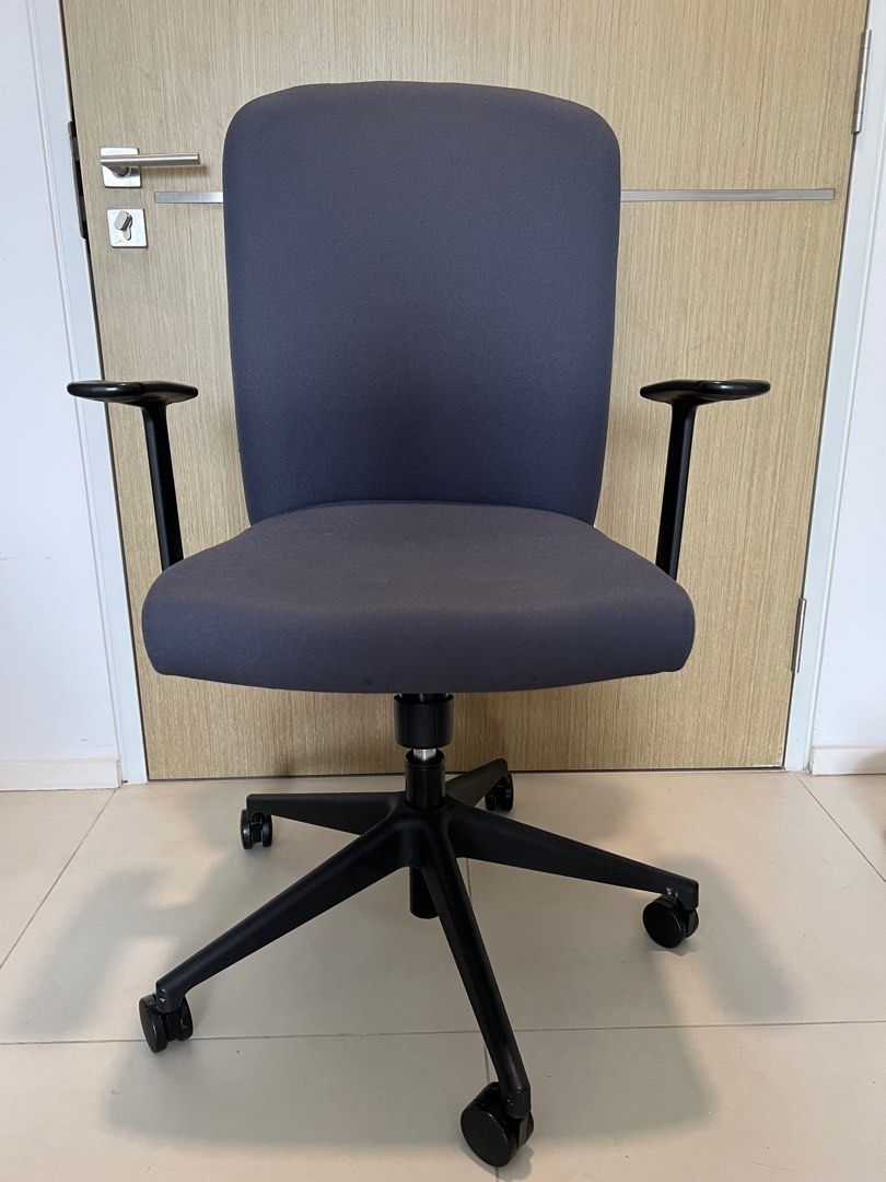 Wheeled office chair with armrest, Furniture & Home Living, Furniture