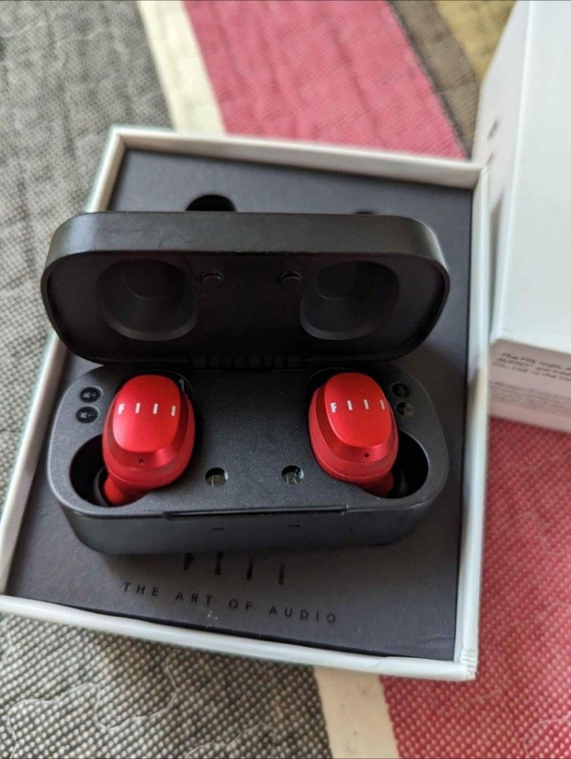 Fiil 2025 t1x red