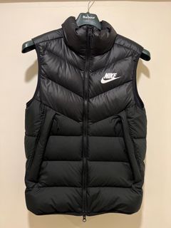 重磅NIKE SPORTSWEAR 羽絨背心 M號