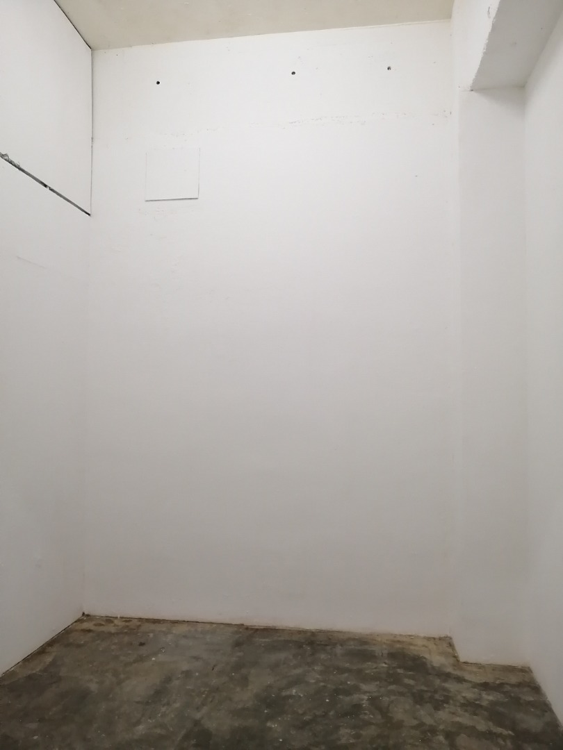 (Category: ) located in . Submitted by performanceholdings (Listing ID 1225719679, Image 1). Description: .