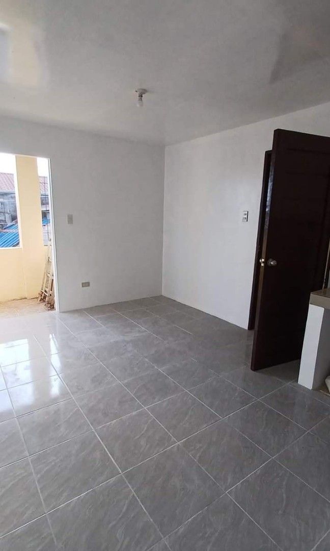 5Unit, Apartment Building with Garage on 72sqm Lot, TCT Ready
