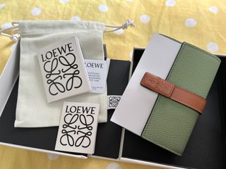 （分類：）位於 。 由 charlesell 提交（商品編號 1225738927，圖片 1）。簡介： 。
