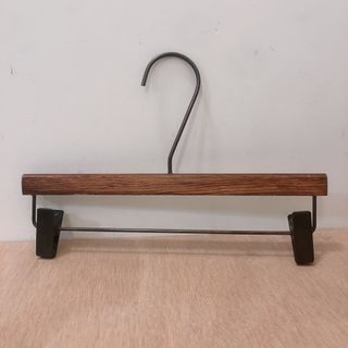 服飾店結束營業出清*韓式衣架 褲夾 質感胡桃木 黑鐵件 服飾店衣架 木衣架 木褲夾 工業風