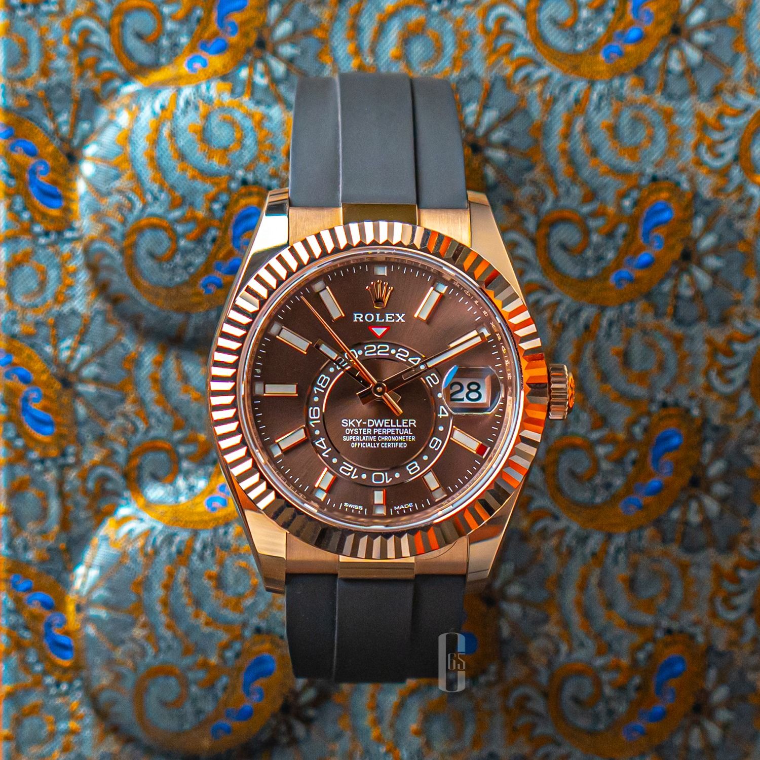 Chocolate sky dweller top
