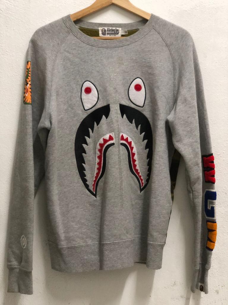 A BATHING APE, Men's Fashion, Activewear on Carousell