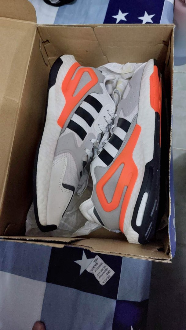 Adidas day jogger on Carousell