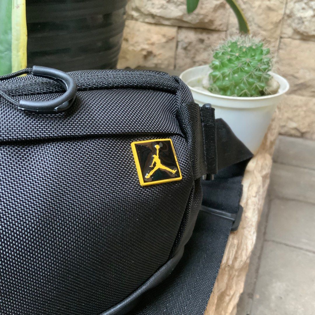 Tas Jordan Retro Bag Tas Selempang Air Jordan Waist Bag Black