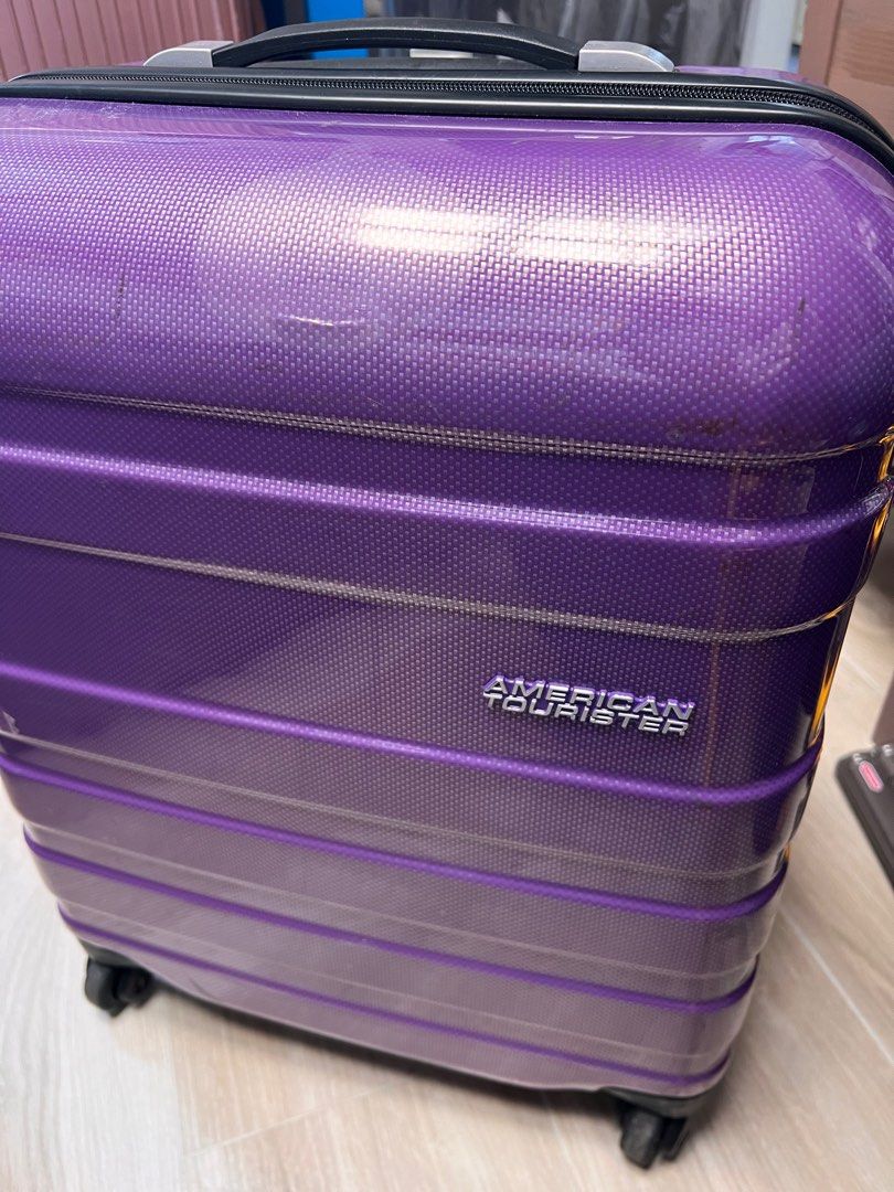 American Tourister Spinner 50/18, 興趣及遊戲, 旅行, 旅遊 行李箱 Carousell