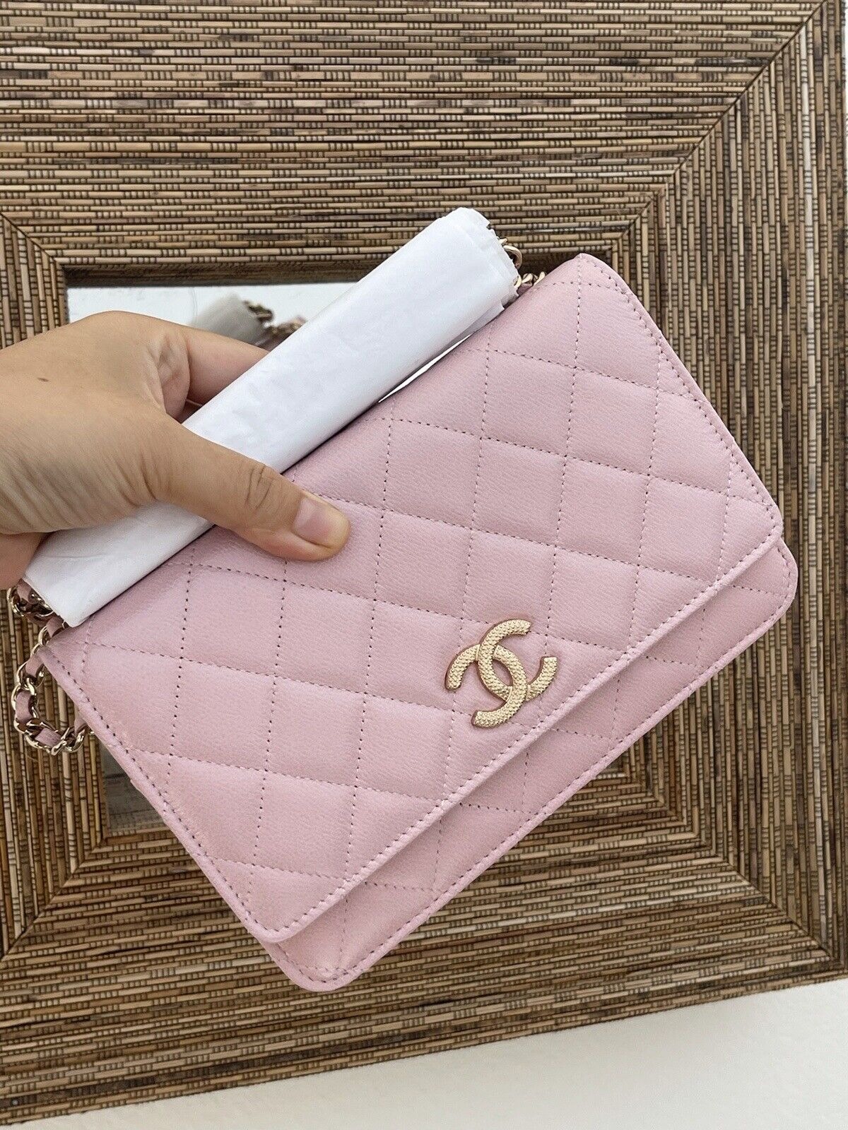 BNIB Chanel 22B Sakura Pink Light Pink Caviar Wallet on Chain WOC