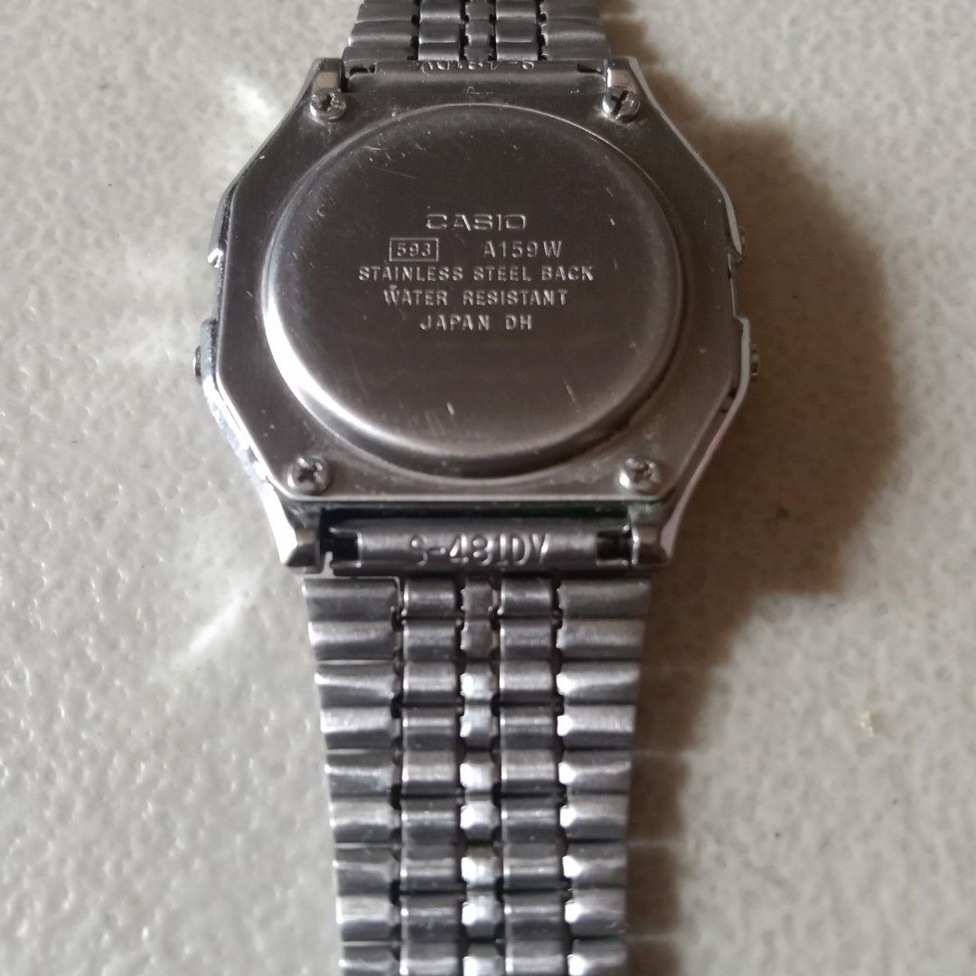 Casio 593 a159w stainless steel back water resistant japan dh 2025