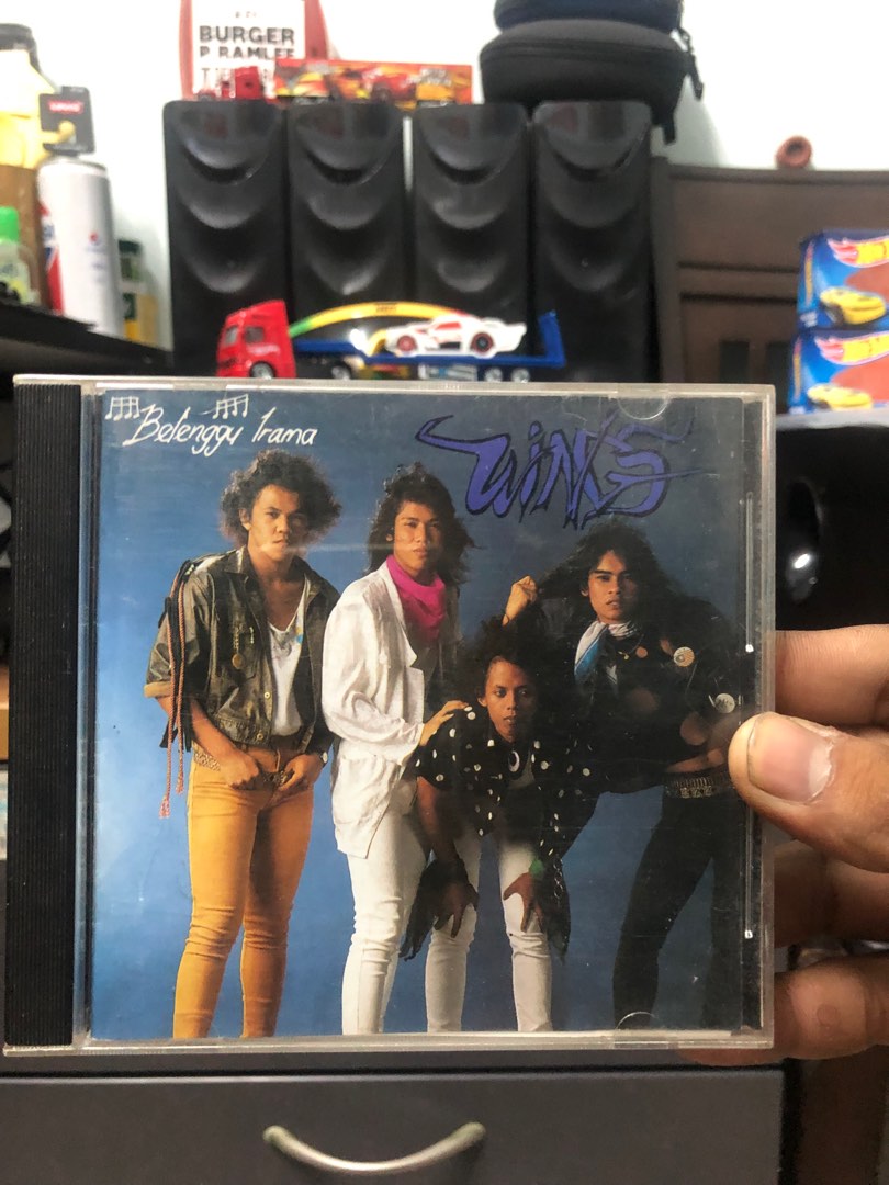 CD WINGS BELENGGU IRAMA, Hobbies & Toys, Music & Media, CDs & DVDs on