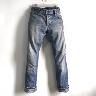 Celana bluejeans sobek