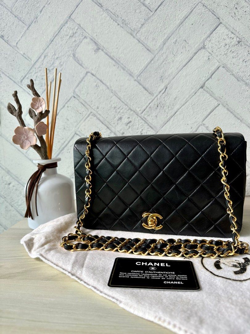 Sold at Auction: Chanel Mini Black Rare Chain Leather Flap Crossbody Bag  Gold Vintage CC Shoulder