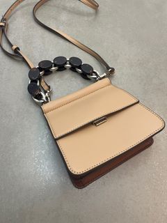 （分類：）位於 。 由 carloning 提交（商品編號 1225789186，圖片 1）。簡介： 。