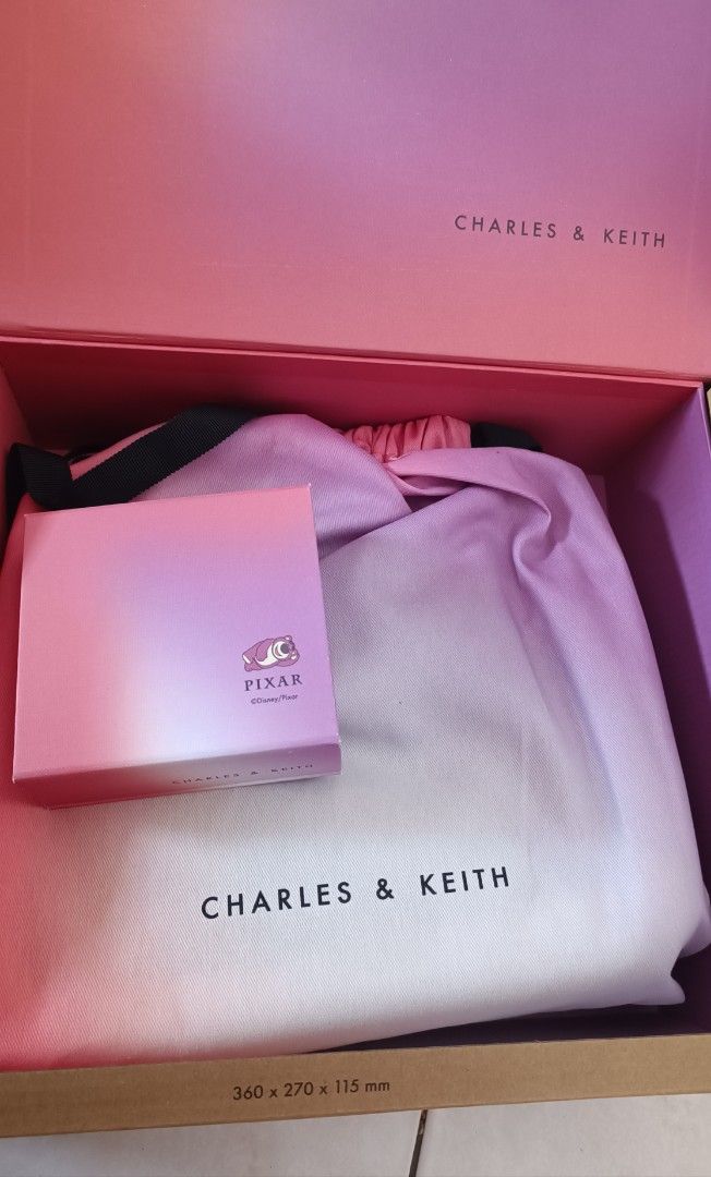 Charles & Keith Pixar Lotso Collection Lotso FurTrim Shoulder Bag (100 original), Women's