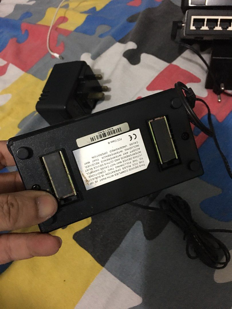 Cisco router RV215W, linksys 8 port small switch and giveaway small 8 ...