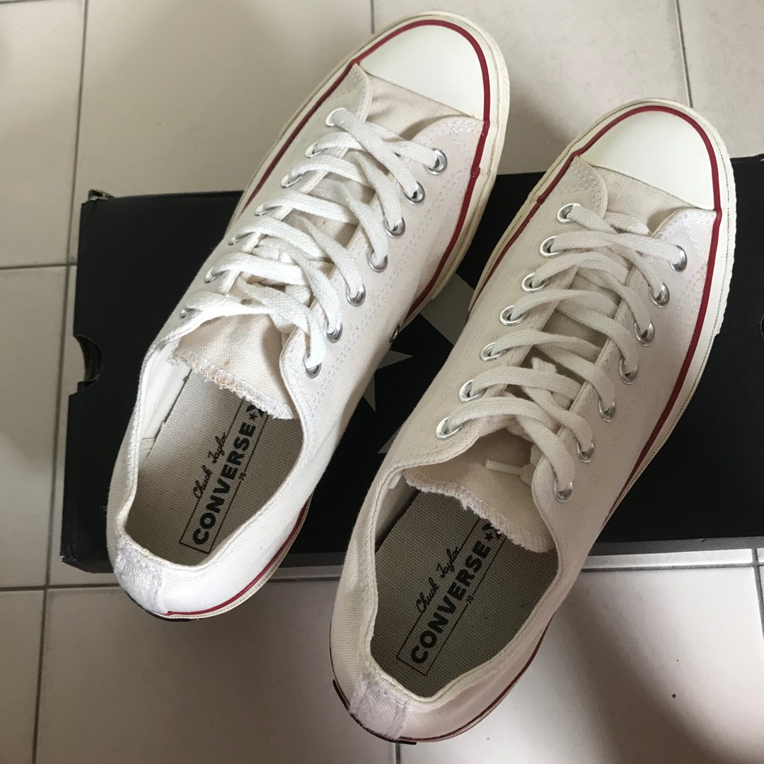 Clearance store converse shoes
