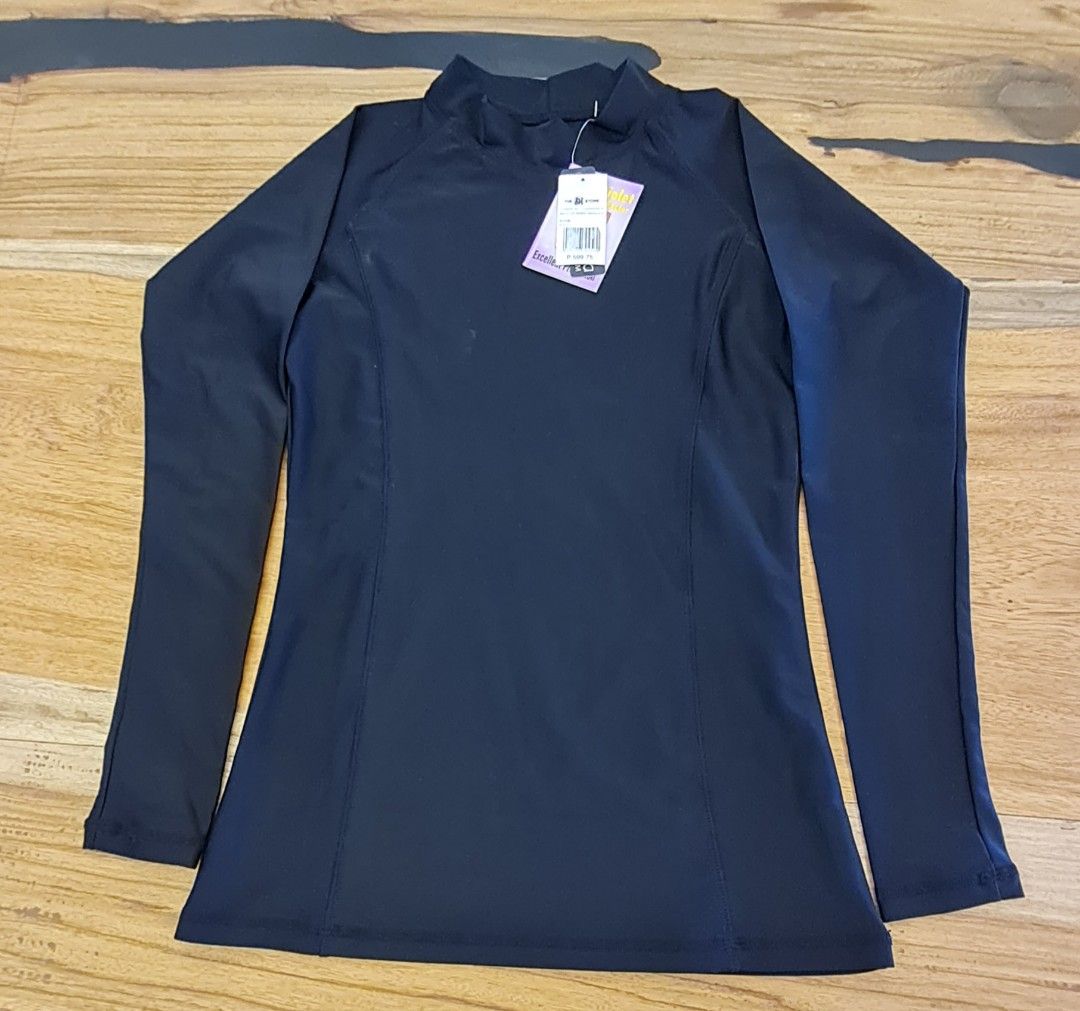 Coco Cabana Rashguard on Carousell