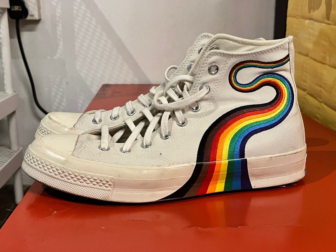 Chuck taylor pride sales