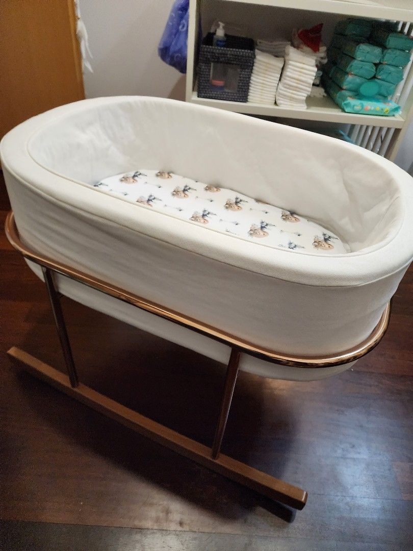 Monte baby bassinet top