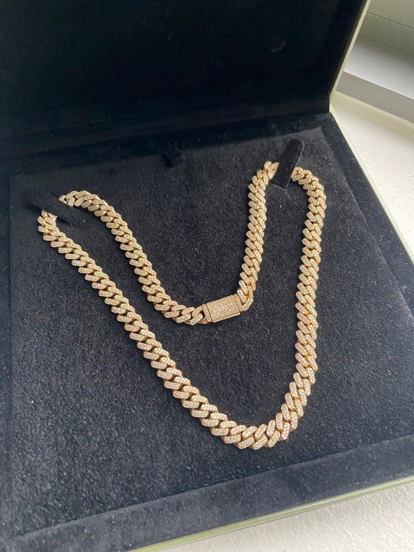 Gold cuban discount link with diamonds