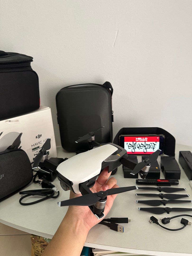 DJI Mavic Air Fly More Combo Arctic White Photography Drones