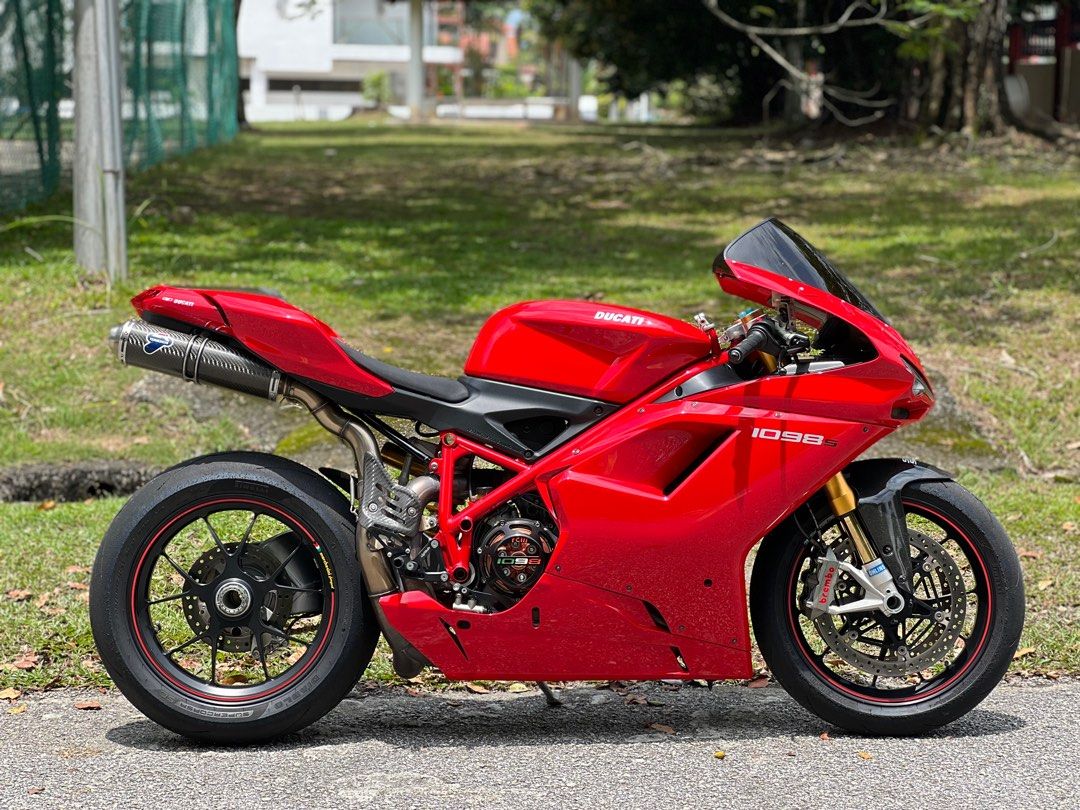 Ducati 1098s Motorbikes on Carousell