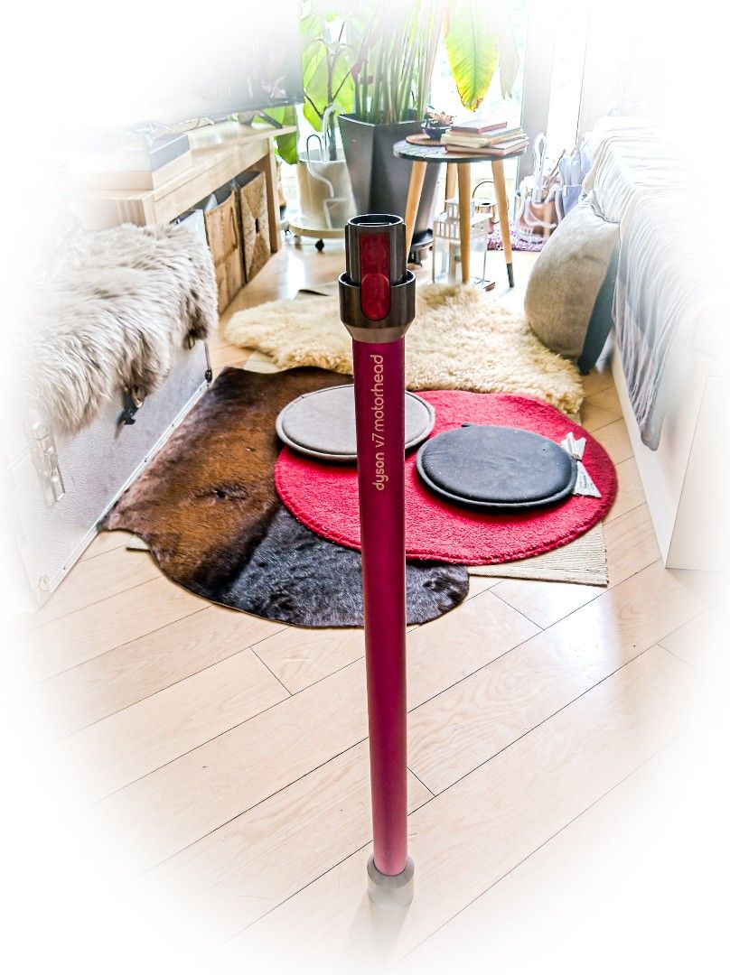 Dyson Extension Wand, 家庭電器, 吸塵機 ＆ 家居清潔電器 Carousell