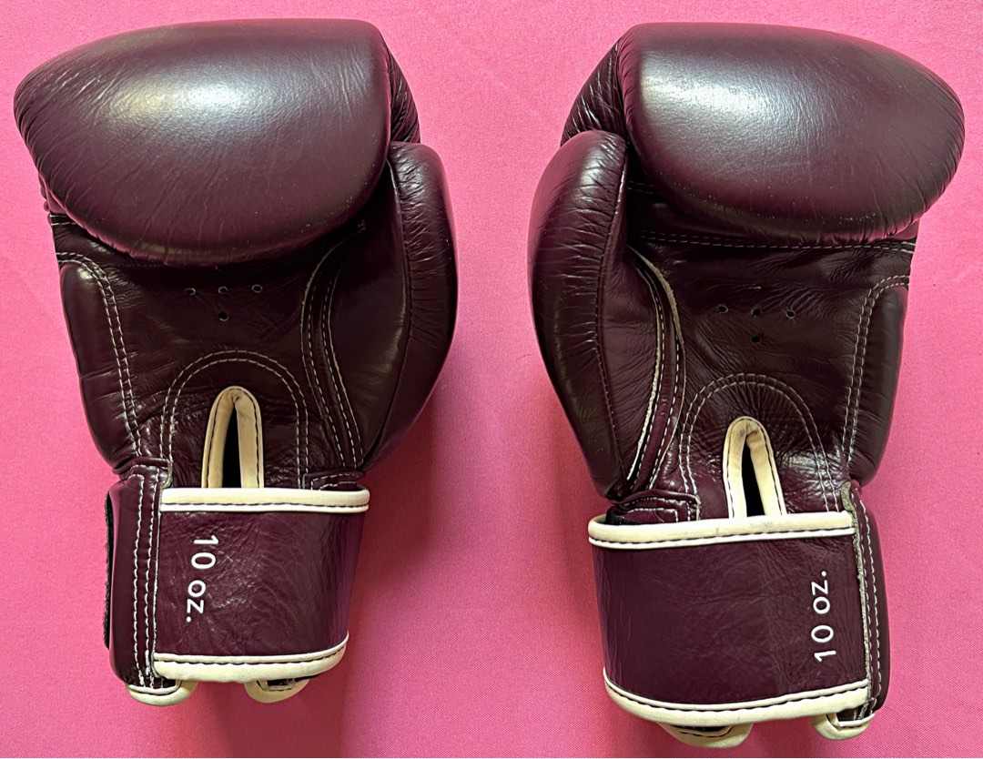 Fairtex boxing gloves 10oz, Sports Equipment, Sports & Games, Combat