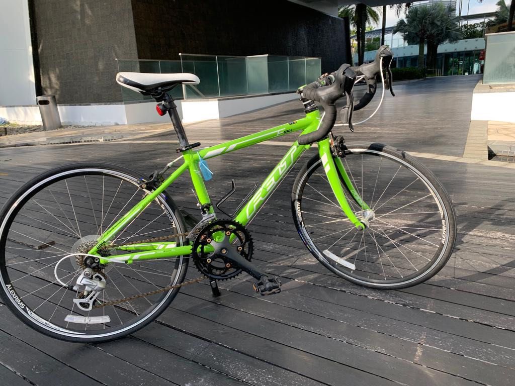 Felt 7005 cheap road bike