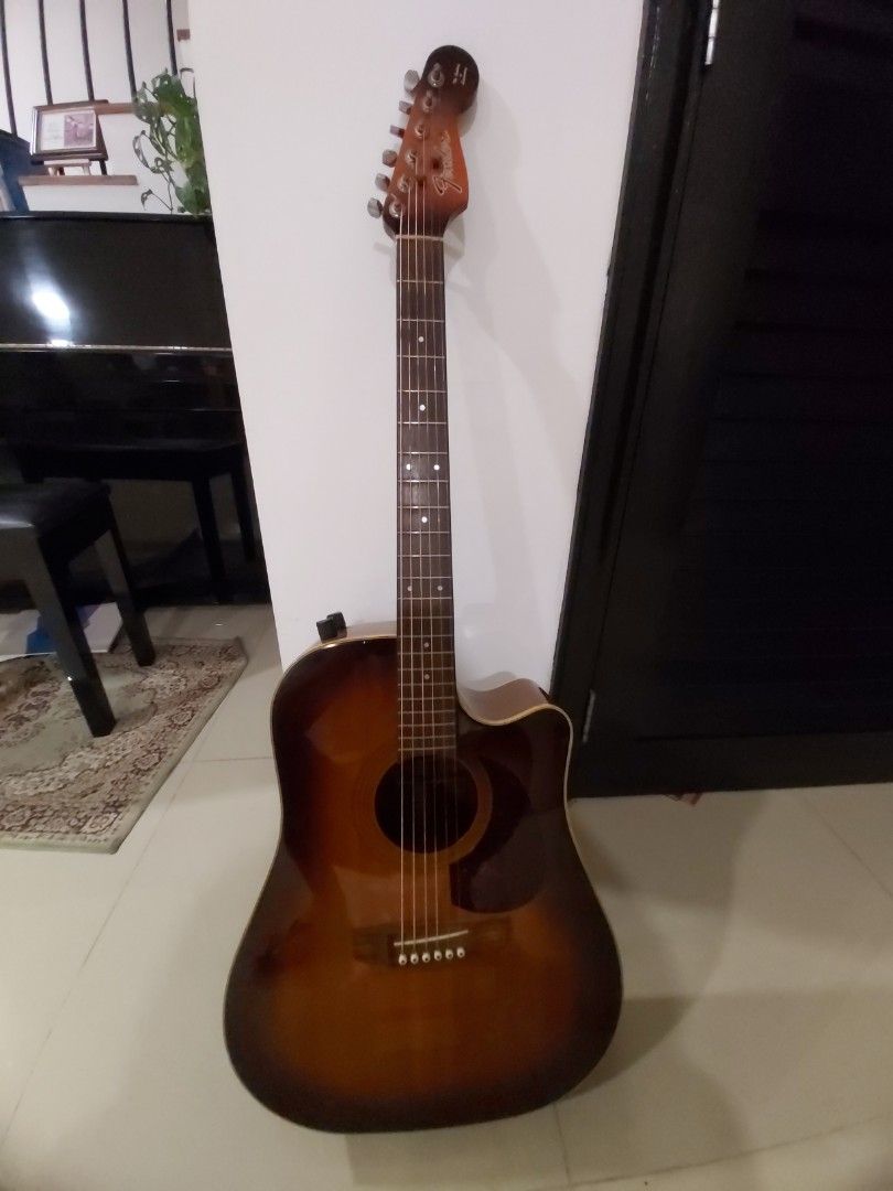Fender La Brea