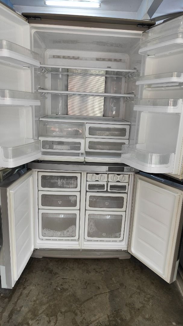 FRIDGE SIDE BY SIDE ELECTROLUX SILVER, TV & Home Appliances, Kitchen