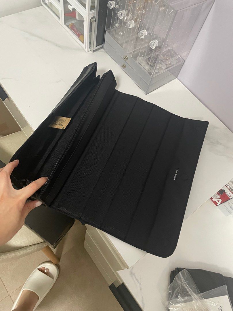 Ghd curve shop roll bag