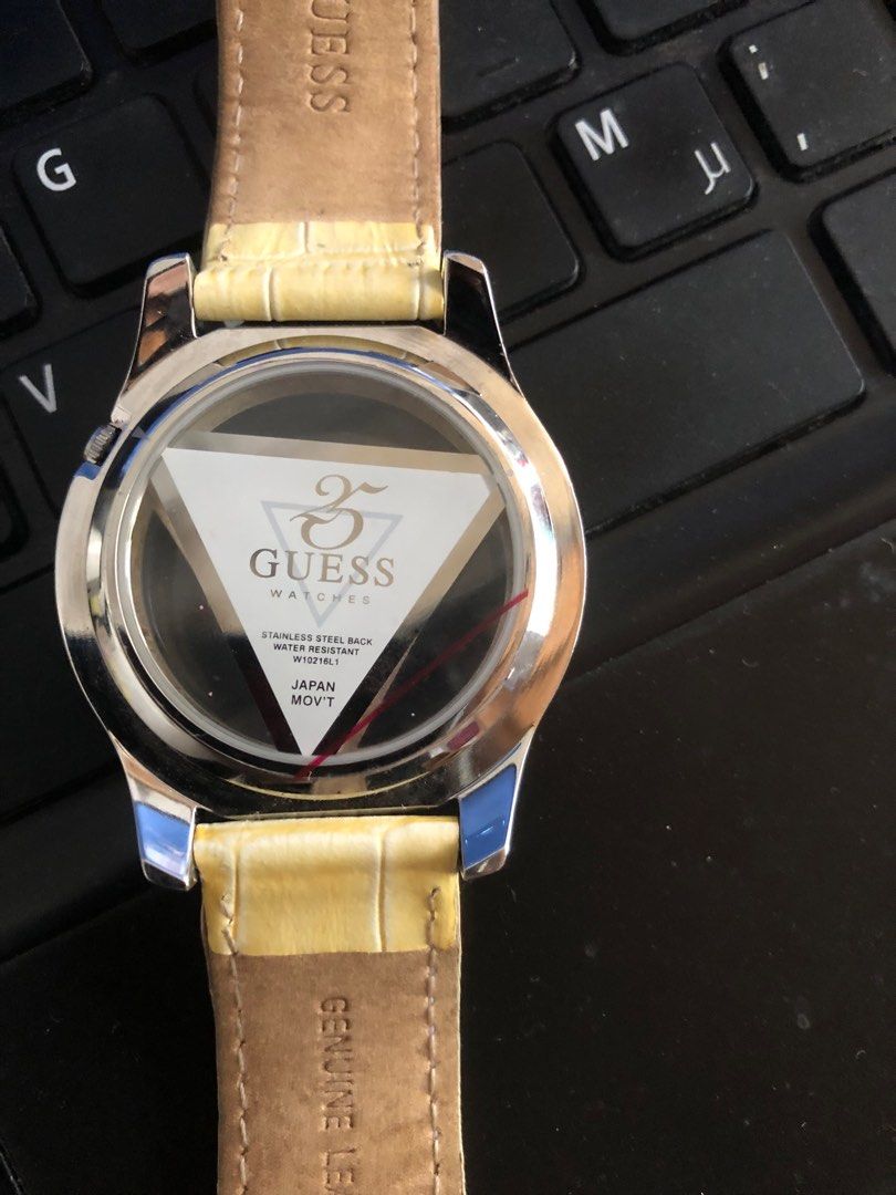 Guess stainless steel back water resistant top