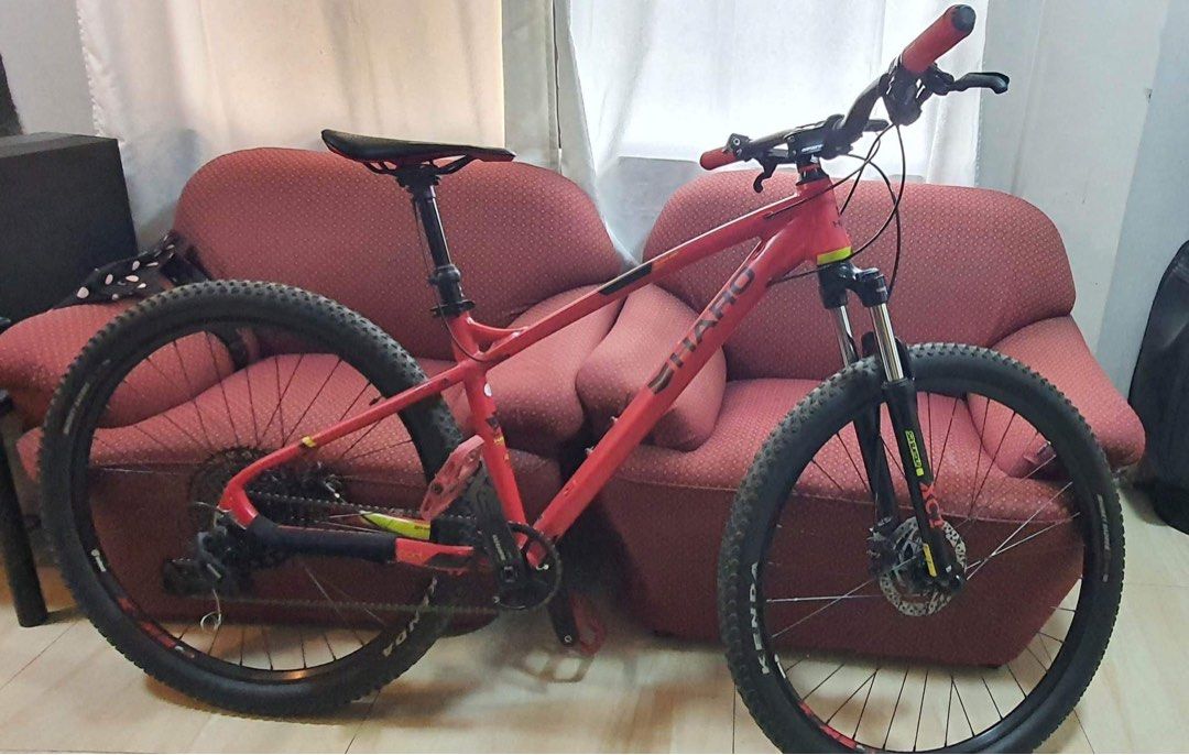 HARO Red Bicycle (Category: Bicycles) located in Quezon City. Submitted by sweety0523_79 (Listing ID 1225720455, Image 1). Description: Second Bicycle, used but not abuse. Still in good condition and good as new. Bike size : Medium Group set : SRAM SX Wheel : 27.5.