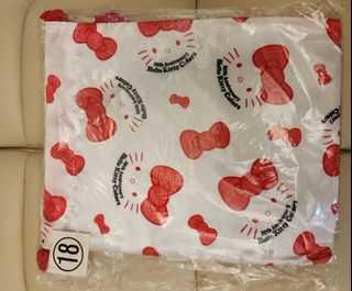 （分類：）位於 。 由 elopsyho 提交（商品編號 1225837230，圖片 1）。簡介： 。