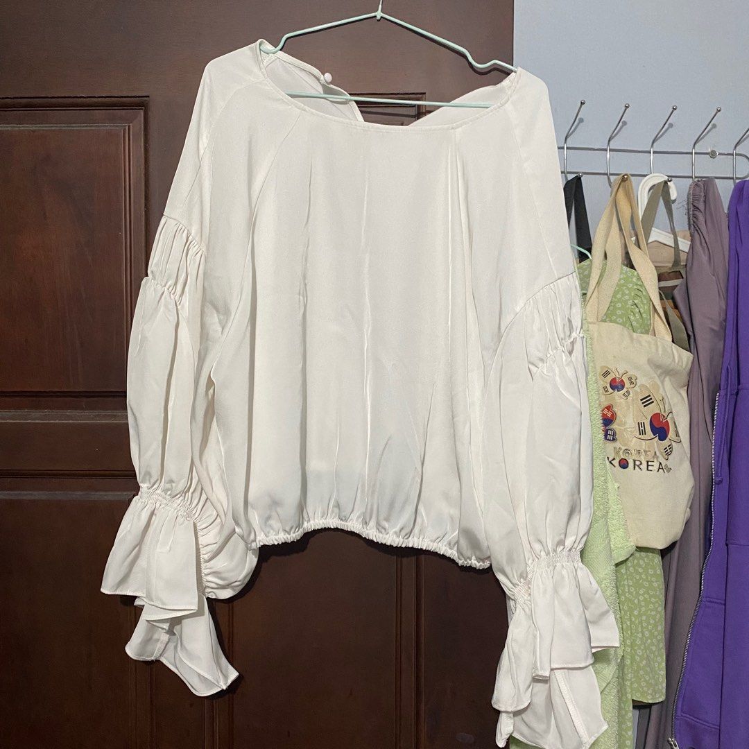 H&m blouses and on sale tops