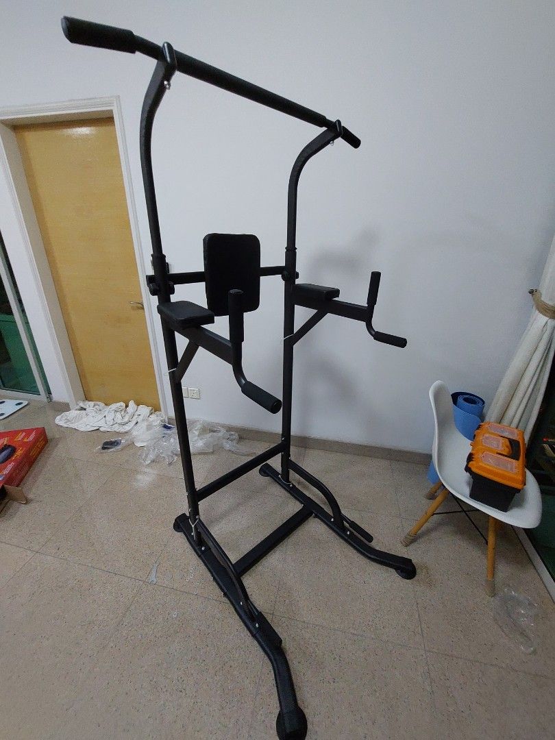 [Save 50] New pullup and dips station for sale, Sports Equipment