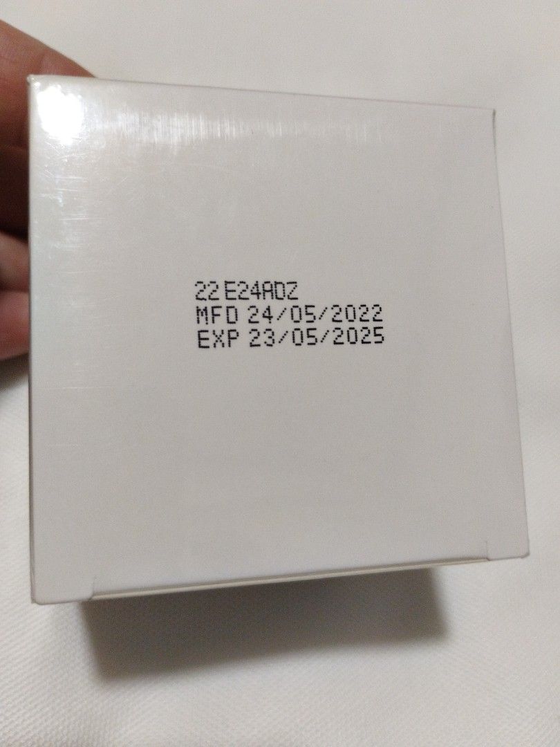 Hydrating face cream( miniso) on Carousell