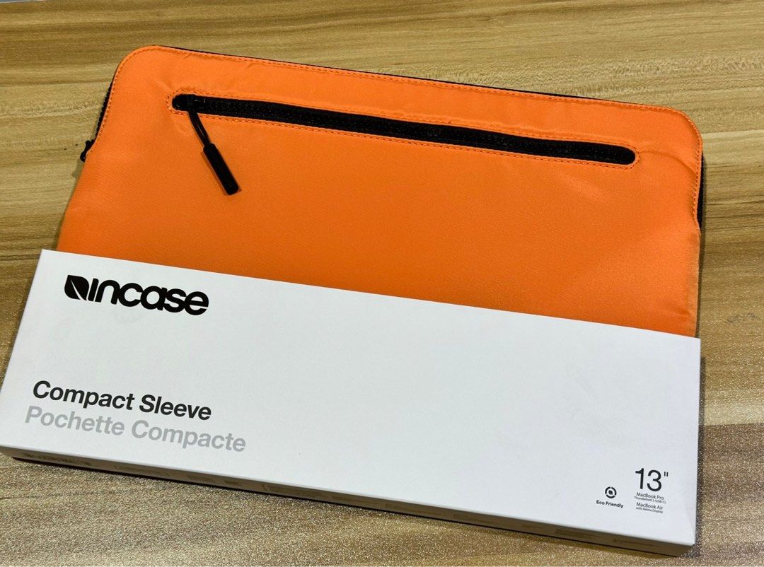 Incase compact sleeve 13”, Computers Tech, Parts Accessories