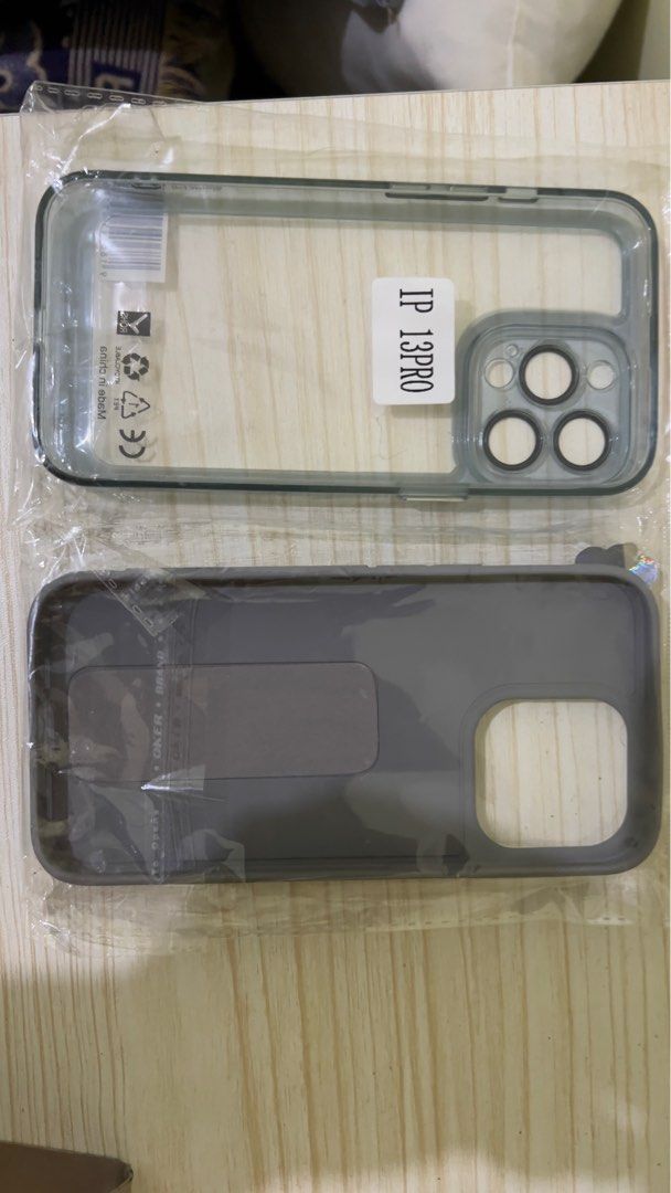 Iphone 13 Pro Cases (Bundle) (Category: Cases & Sleeves) located in Paranaque City. Submitted by chriscee1987 (Listing ID 1225871705, Image 2). Description: For Sale Iphone 13 Pro Cases Bundle For only 500 In good condition. Never Been used. See pictures for details. RFS: decluttering Delivery: Thru lalamove or any delivery courier (buyer will shoulder shipping fee) Meet up: Paranaque Aree or nearby. Additional fee for outside Paranaque..