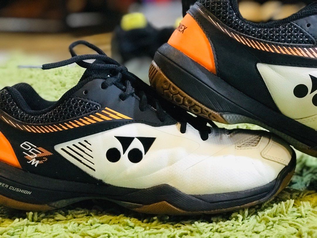 Kasut yonex badminton on sale