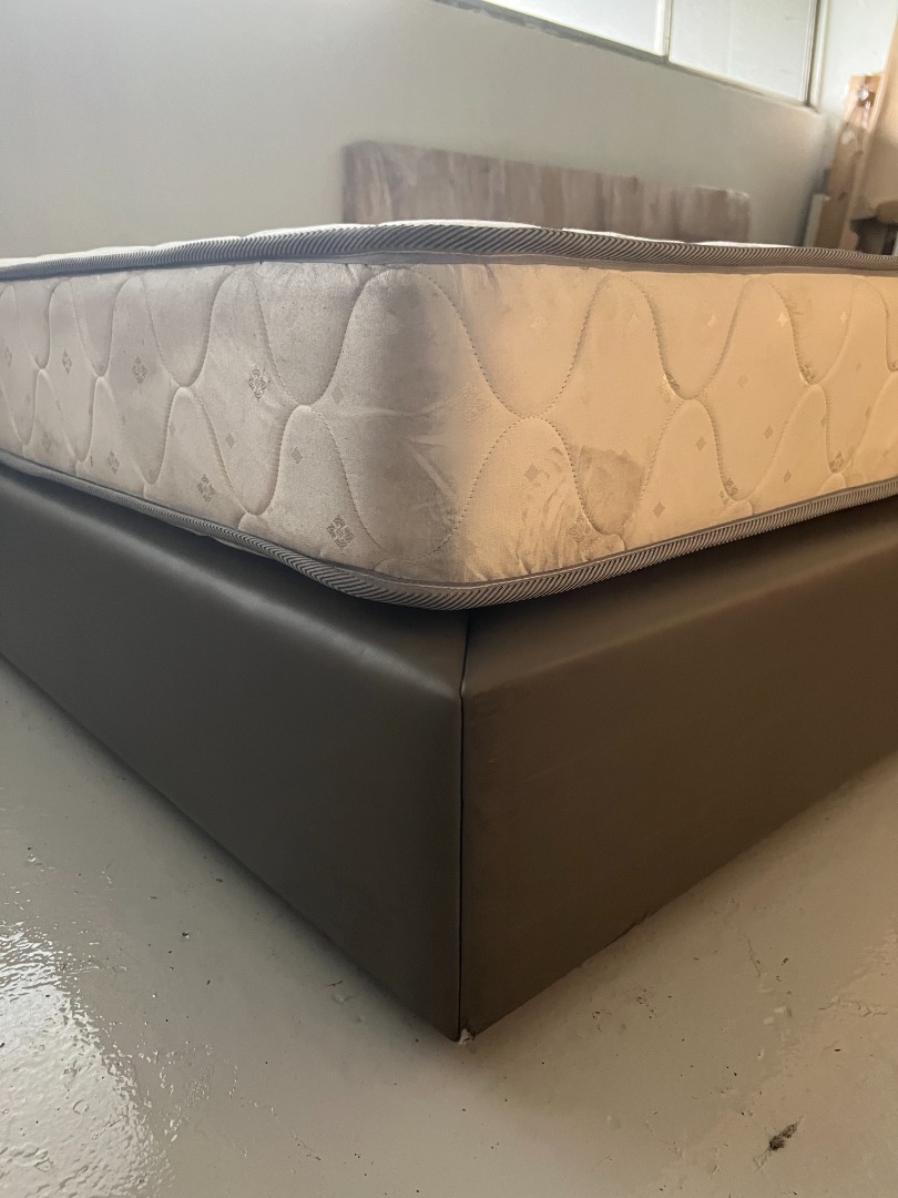 King Sized Mattress and King Sized Bed Base, Furniture & Home Living