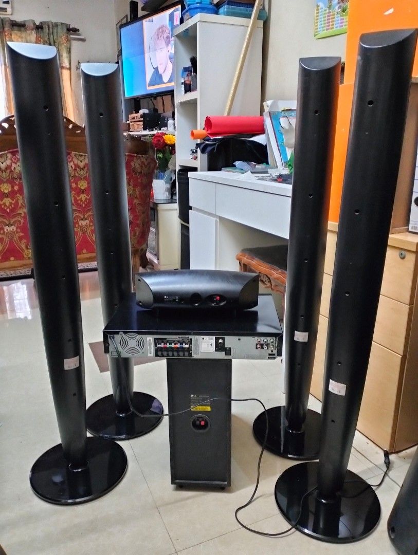 LG 5.1 home theater system, 1000watts, Audio, Soundbars, Speakers