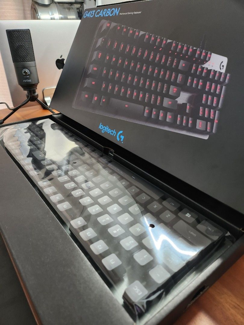 Blue Box Logitech Logitech G413 Carbon Blue Switches, Computers & Tech, Parts ...