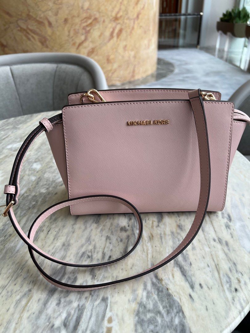 Michael kors soft pink crossbody sales